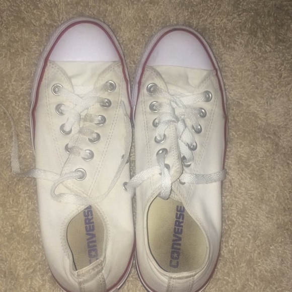 Converse Shoes - White low top converse